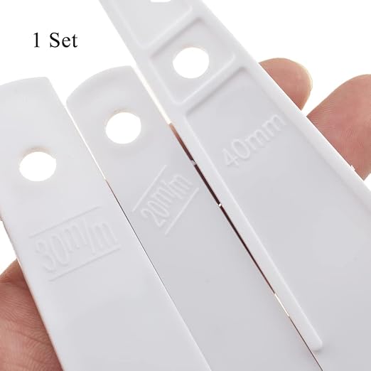 3Pcs White Plastic Glue Spreader Smear Plate Scraper Sticks Brushes Durable Flexible Easy to Clean Glue Applicator Spatula Kit Gap Filling Tool for Woodworking Leather Adhesive Projects,3Size