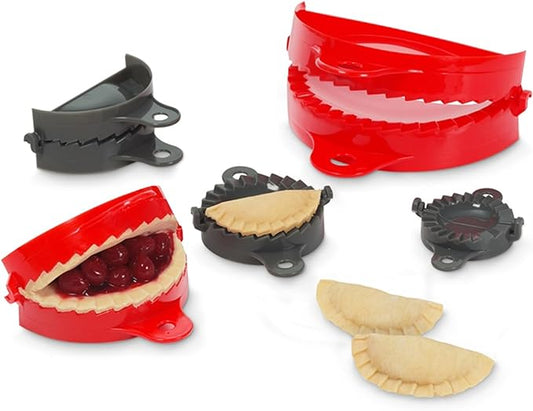 Starfrit Gourmet - Set of 5 Dough Presses - Crimped Edge Design - Great for Dumplings, Raviolis, Calzones, Fruits Pies and Perogies