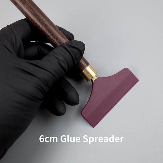 ONE Plus ONE Super Stick Set – 200ml Viscous Leather Adhesive with 6cm Glue Spreader & Adhesive Eraser, Strong Water-Based Glue for Leathercraft