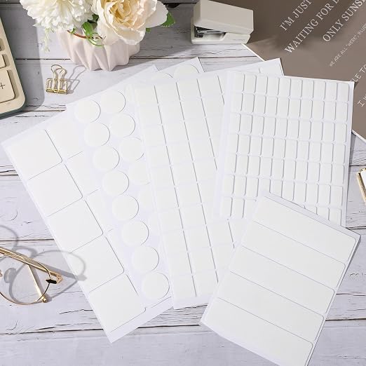JANYUN 560 Pcs Sticky Dots Square Putty Clear Mounting Tape for Posters | Sticky Tack Points Tape for School Office,Heavy Duty No Trace Adhesive Mounting Tape for Removable Balloons Stickers