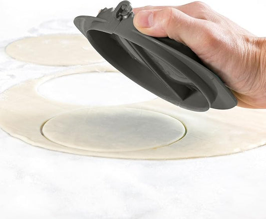 Starfrit Gourmet - Set of 5 Dough Presses - Crimped Edge Design - Great for Dumplings, Raviolis, Calzones, Fruits Pies and Perogies