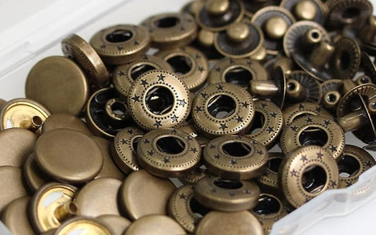 BetterJonny 24 Sets Heavy Duty Leather Snap Fasteners Kit, 15mm Metal Snap Buttons Press Studs Leather Rivets Snaps with 4 Setter Tools for Clothes Bracelet Jackets Jeans, 4 Color