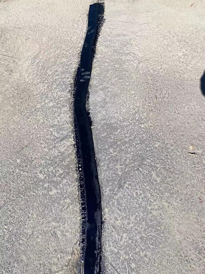 EWT Premium Rubberized Asphalt Tarmac Parking Lot Joint and Crack Sealer Repair Hot-Filler II 3mm Thick 3in x 65FT